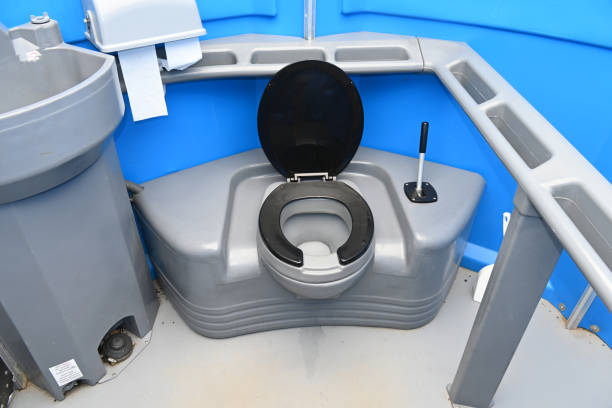 Best Luxury portable toilet rental  in Hueytown, AL