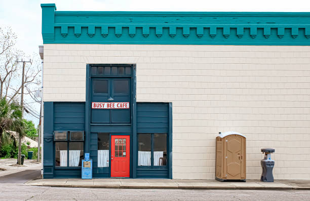 Porta potty delivery and setup in Hueytown, AL
